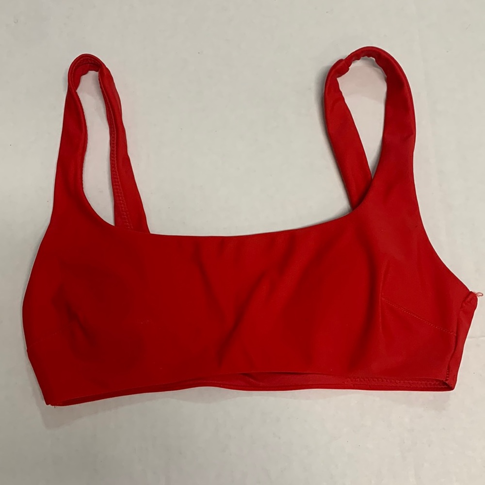 Arie swim top xs